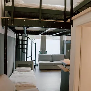12-monkeys-apartments.find-berlin-hotels.com/